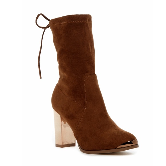 Catherine Malandrino Shoes - NWT Catherine Malandrino Torchanie Bootie Size 9